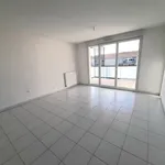 Appartement de 42 m² avec 2 chambre(s) en location à GRATENTOUR