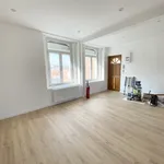 Appartement de 108 m² avec 4 chambre(s) en location à La