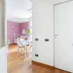 Rent 3 bedroom apartment of 80 m² in Milano