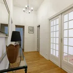 Appartement de 107 m² avec 1 chambre(s) en location à Paris