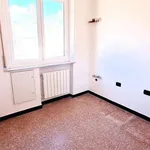 Rent 4 bedroom apartment of 95 m² in genova