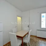 Rent 4 bedroom apartment of 70 m² in Venezia