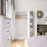 Rent 2 bedroom apartment of 59 m² in paris