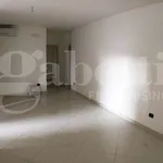 Rent 3 bedroom apartment of 90 m² in Barletta