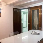 Rent a room of 140 m² in barcelona