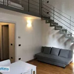 Affitto 2 camera casa di 55 m² in Milan