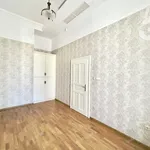 Rent 3 bedroom apartment of 110 m² in Kecskemét