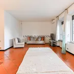 Rent 6 bedroom apartment of 200 m² in Cassina Rizzardi