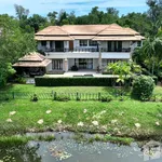 Rent 4 bedroom house of 550 m² in Phuket