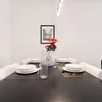 Rent 2 bedroom apartment in Lisbon