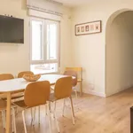 Rent a room of 157 m² in madrid