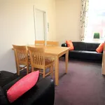 Rent 3 bedroom apartment in Yorkshire And The Humber