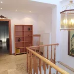 Rent 4 bedroom apartment of 226 m² in valencia