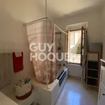 Maison de 135 m² avec 5 chambre(s) en location à CAVEIRAC