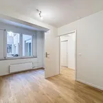 Miete 4 Schlafzimmer wohnung von 91 m² in Lausanne