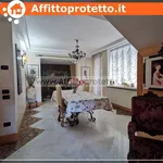 Rent 4 bedroom apartment of 100 m² in Formia