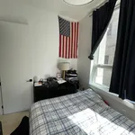 Rent 3 bedroom apartment in Williamsburg