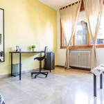 Rent a room of 141 m² in Padua