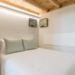 Rent 1 bedroom apartment in Porto