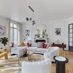 Rent 7 bedroom apartment of 221 m² in Paris