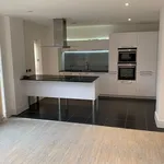 Rent 2 bedroom flat in Wales