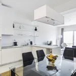 Rent 2 bedroom apartment of 91 m² in Budapest