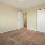 Rent 1 bedroom apartment in Windsor