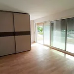 Rent 3 bedroom house of 250 m² in Βάρη - Βάρκιζα