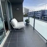 Rent 2 bedroom apartment in Melbourne