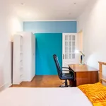 Rent a room in lisbon