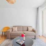 Rent 3 bedroom apartment of 786 m² in Paris