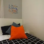 Rent a room in turin