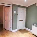 Rent 2 bedroom flat in East Hertfordshire