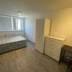 Rent 5 bedroom house in Coventry