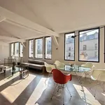 Appartement de 220 m² avec 5 chambre(s) en location à Paris