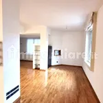 Rent 5 bedroom apartment of 210 m² in Milan