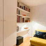 Rent 2 bedroom apartment of 50 m² in lisbon