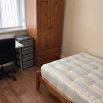 Rent 6 bedroom house in West Midlands