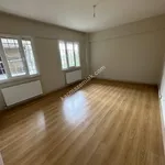 Rent 3 bedroom apartment of 100 m² in İstanbul