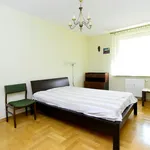 Rent 3 bedroom apartment of 79 m² in Kielce