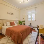 Rent a room of 150 m² in madrid