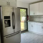 Rent 3 bedroom apartment of 167 m² in Staten Island