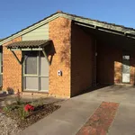 Rent 3 bedroom house in Adelaide