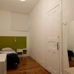 Rent a room of 120 m² in Lisbon