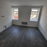 Rent 2 bedroom flat in Cardiff