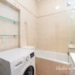 Pronajměte si 3 ložnic/e byt o rozloze 79 m² v Prague