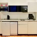 Rent 1 bedroom apartment of 29 m² in Prague