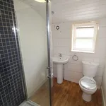 Rent 2 bedroom flat in North West England