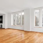 Rent 2 bedroom apartment of 118 m² in New York