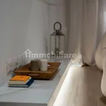 Rent 1 bedroom apartment of 25 m² in Florence